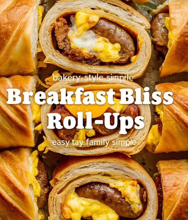 Sausage and Egg Breakfast Rolls